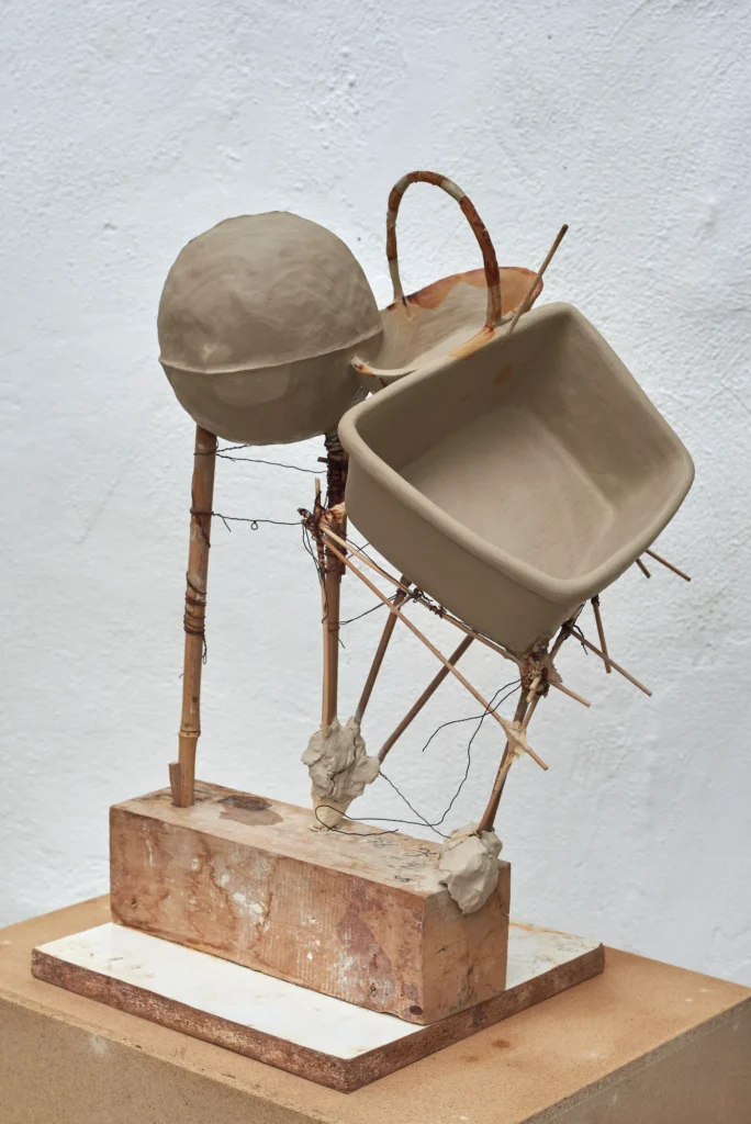 Kugel-Korb-Wanne, 2022, Plastik Silke Stock